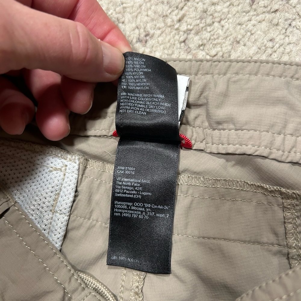 The North Face Quick Dry Khaki size 4 shorts - Picture 5 of 8
